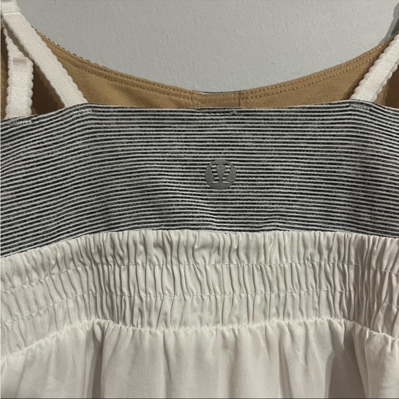 LULULEMON Bliss Tank - Picture 3 of 6